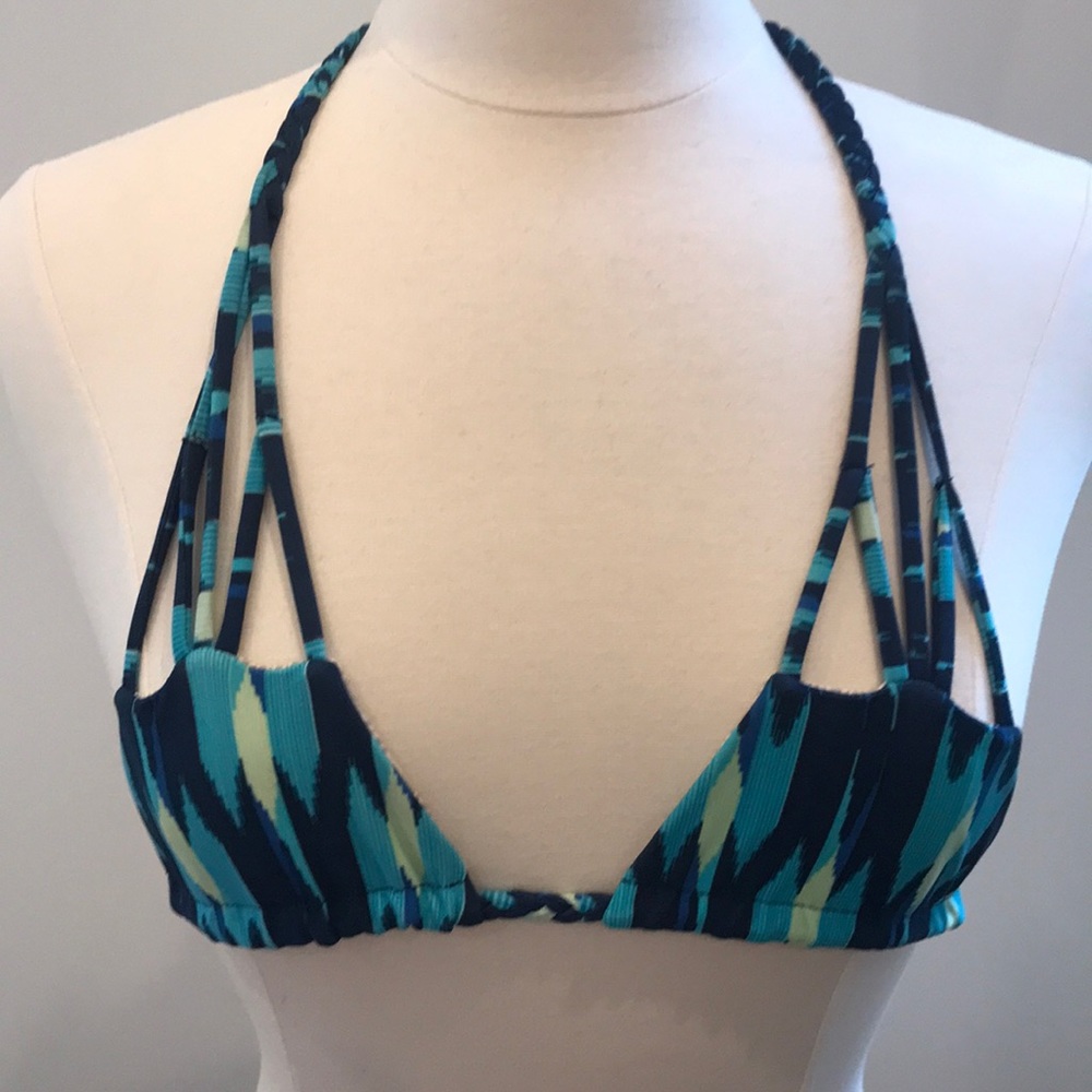 ACACIA Swimwear bikini top
